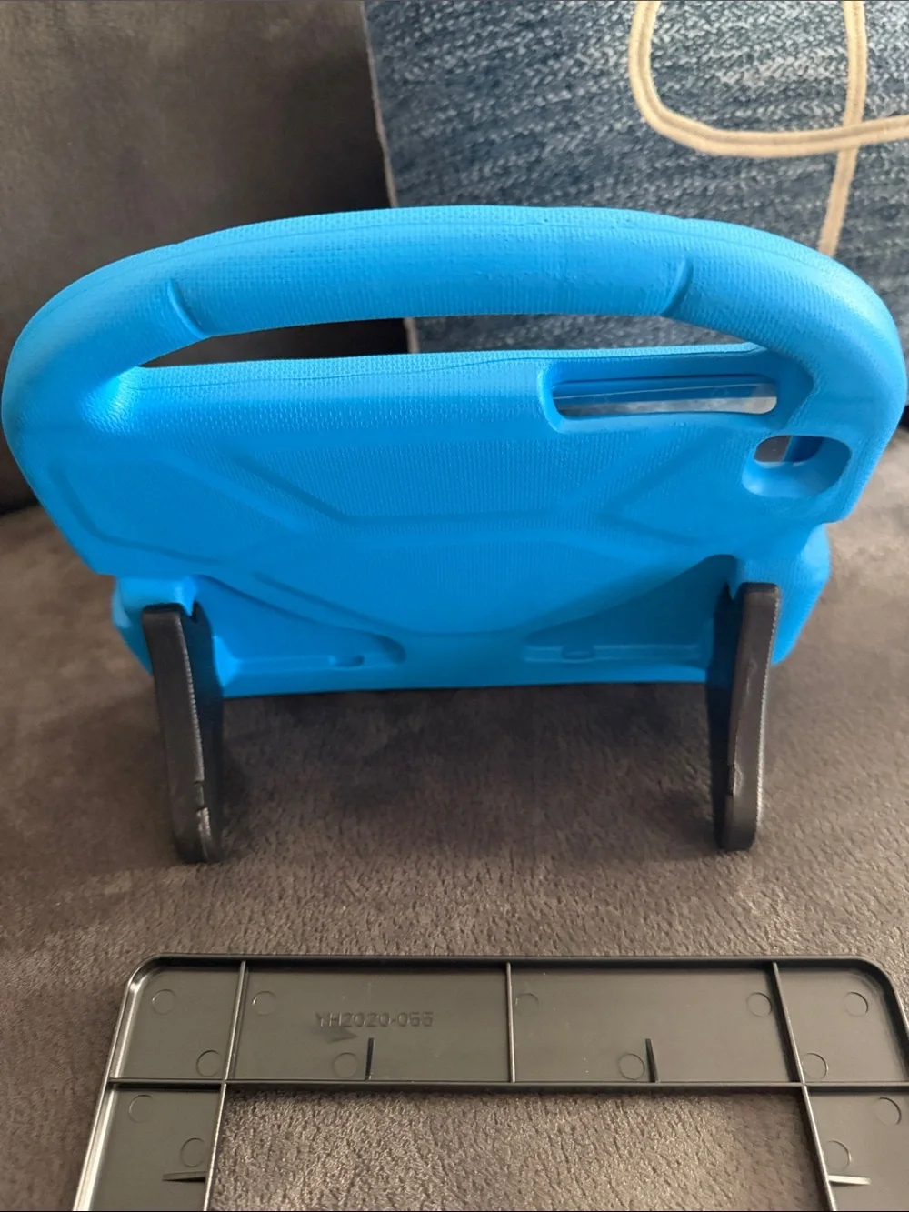 Blue Kids Tablet Carrying Case with Handle